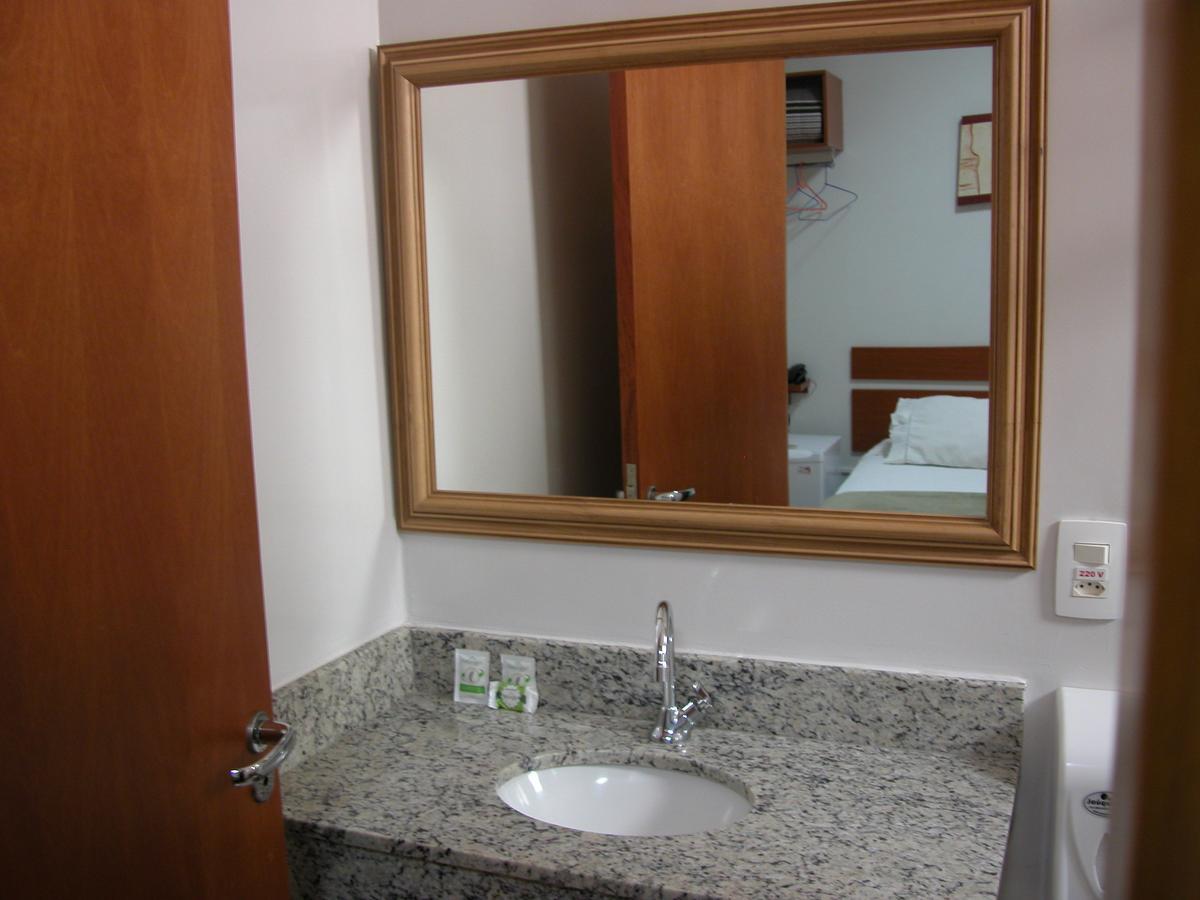 Hotel Avenida Tupã 外观 照片